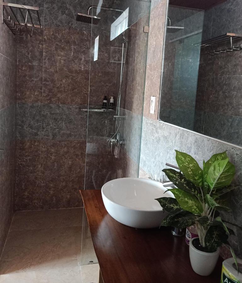 Terra Cotta Homestay Хойан Экстерьер фото